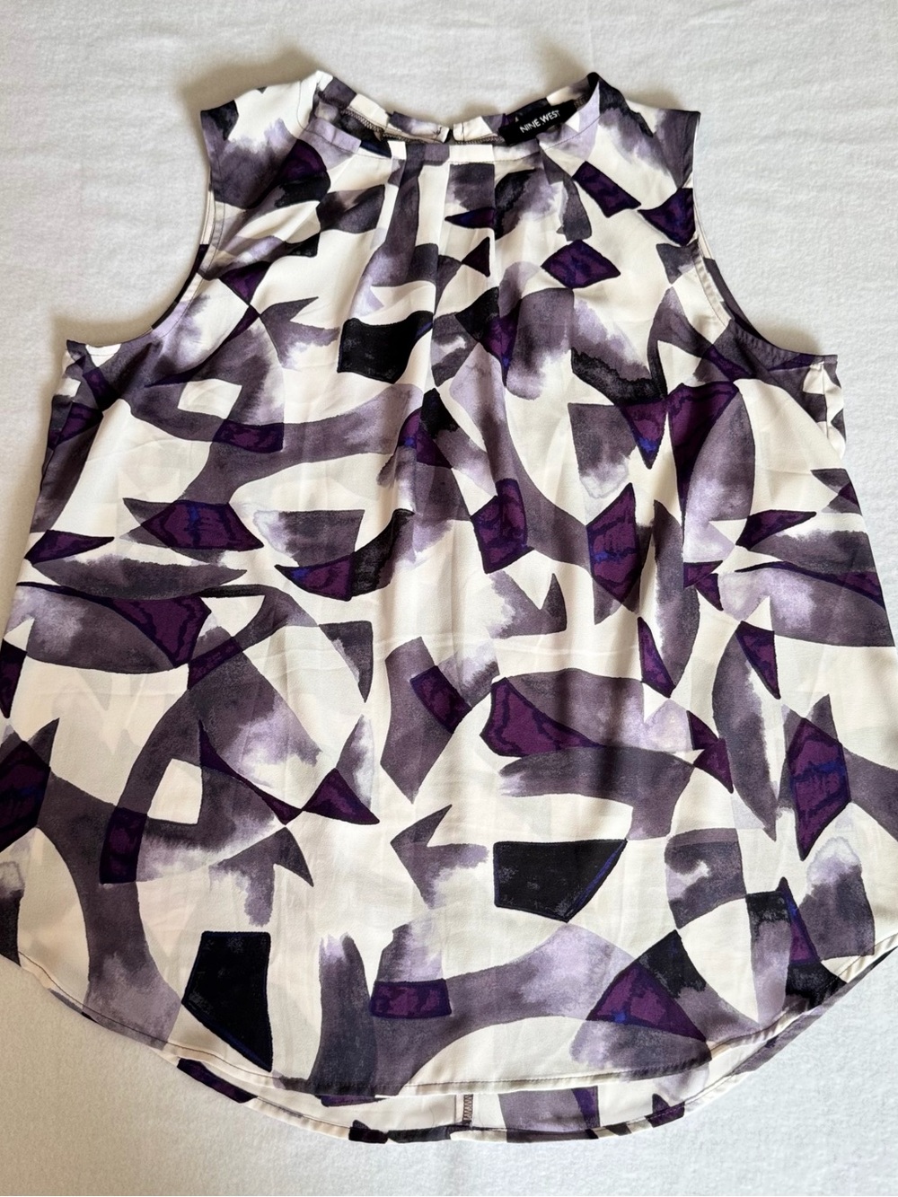 Nine West Womens Purple Geometric Abstract Sleeveless Pleated Neck Blouse Large